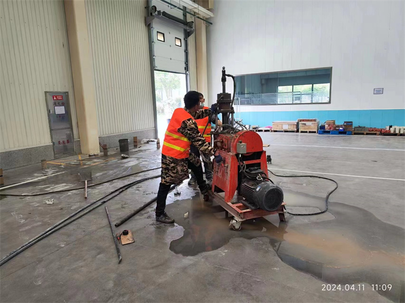 石渠厂房地面下沉塌陷注浆加固施工